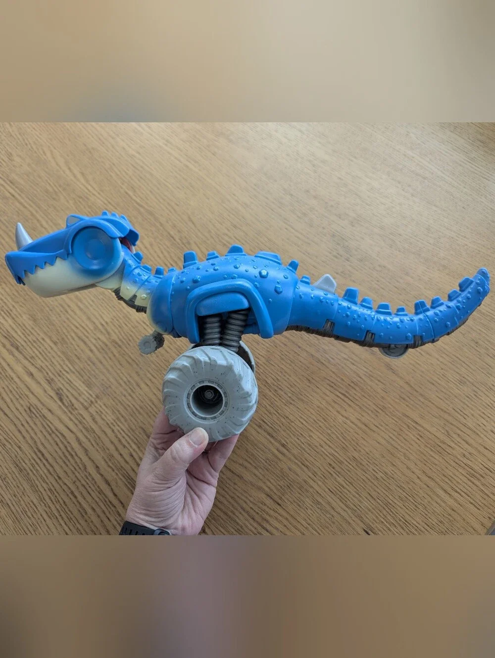Disney Pixar Cars On The Road Roll And Chomp Dino Blue T-REX 2022